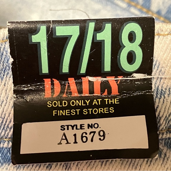 NWT Vintage 90s Daily Jeans Acid Wash High Rise Cutout Jeans NOS - Picture 14 of 15